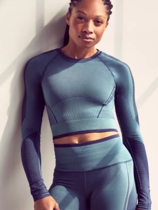 Athleta Tops - ATHLETA Cropped Seamless Long Sleeve Active Top in Teal/Charcoal